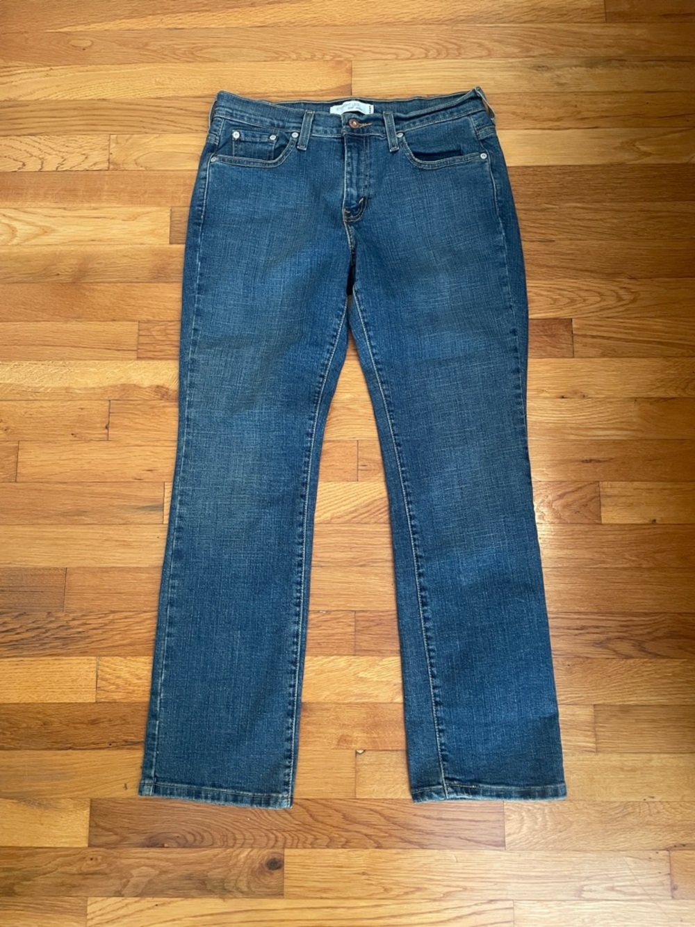 Levi's 505 Straight-Leg Mid Blue Jeans